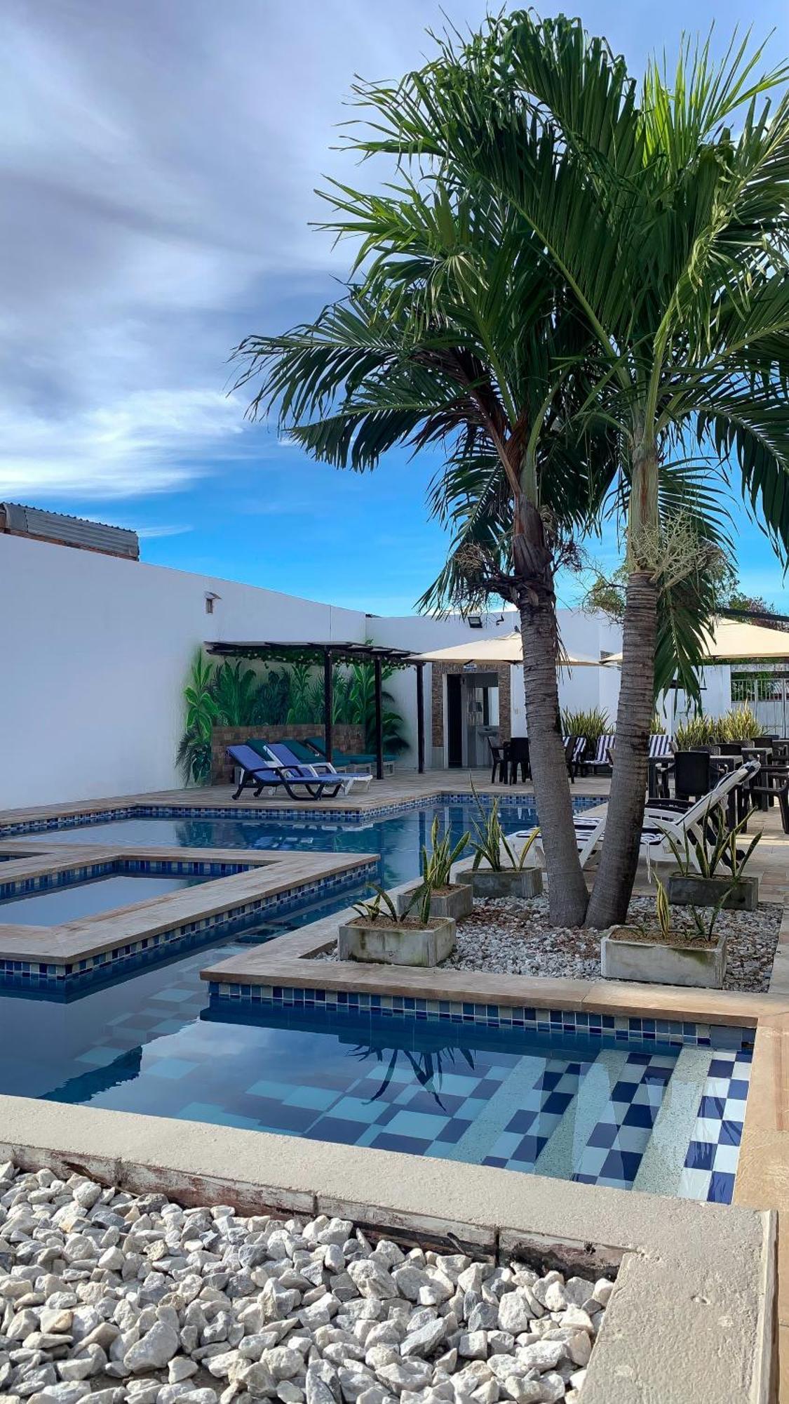 Hotel Bella Isa La Dorada Exteriör bild